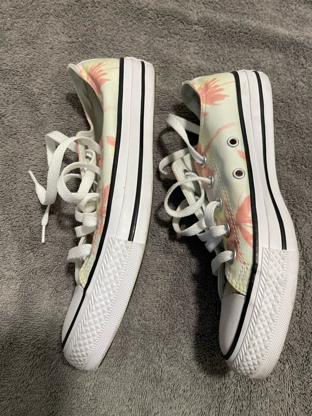 Converse - Picture 5 of 6